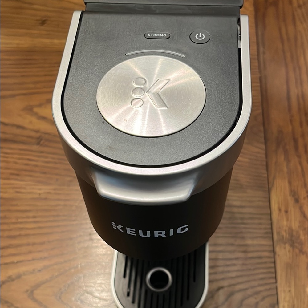 Keurig K Mini Single Serve Coffee Brewer Matte Black and Silver - Picture 3 of 15